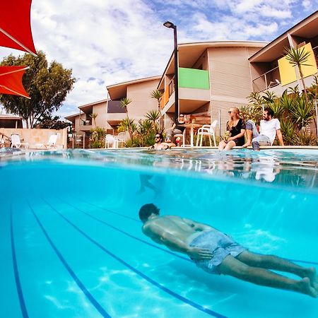 Onslow Beach Resort מראה חיצוני תמונה