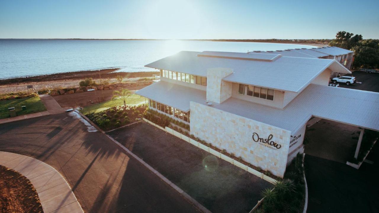 Onslow Beach Resort מראה חיצוני תמונה