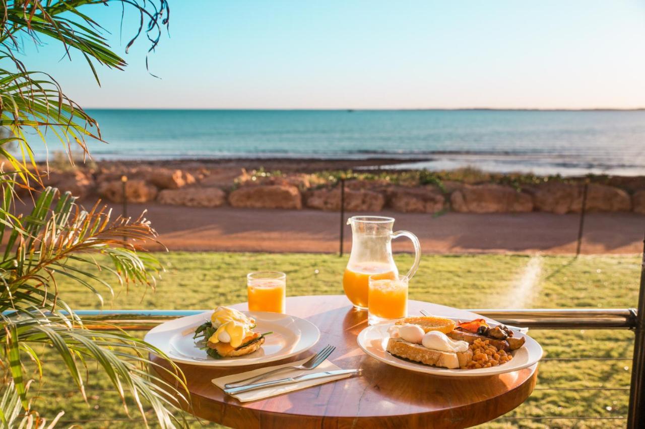 Onslow Beach Resort מראה חיצוני תמונה